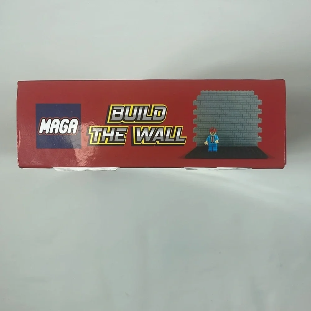 MAGA Donald Trump BUILD THE WALL 101 Pieces, includes President Trump minifigure